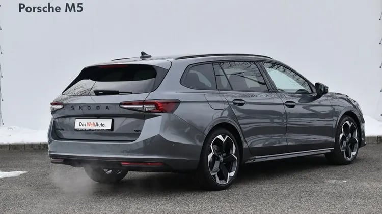 Superb Combi SL 2.0 TDI 4x4 DSG SCR képe