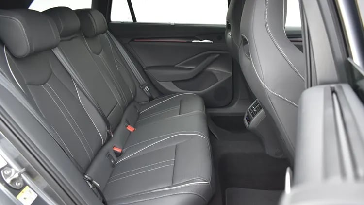 Superb Combi SL 2.0 TDI 4x4 DSG SCR képe