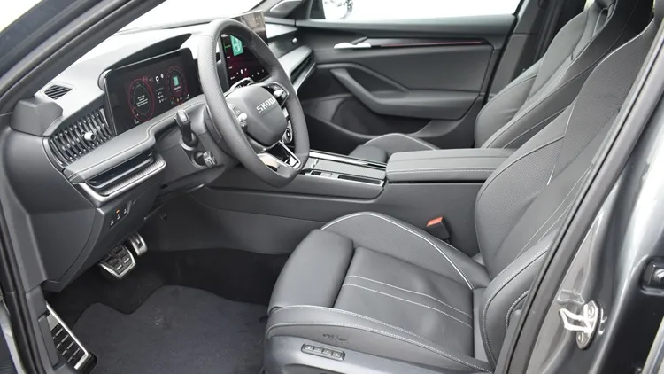 Superb Combi SL 2.0 TDI 4x4 DSG SCR képe