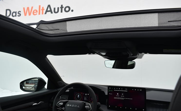 Superb Combi SL 2.0 TDI 4x4 DSG SCR képe