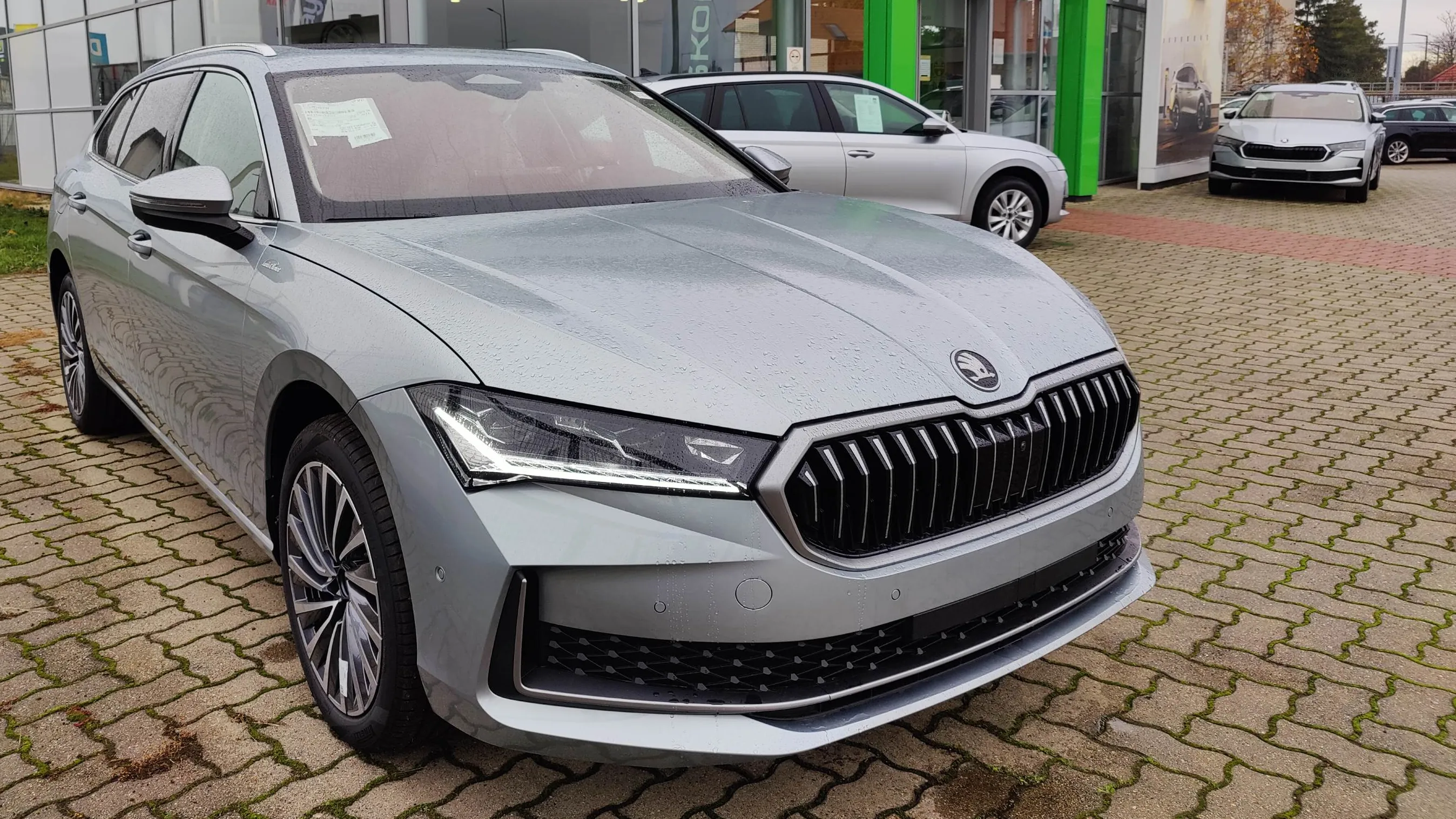 Superb Combi L&amp;K 2.0 TDI DSG SCR képe