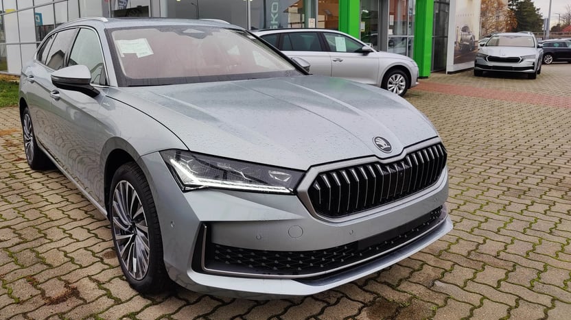 Superb Combi L&amp;K 2.0 TDI DSG SCR képe