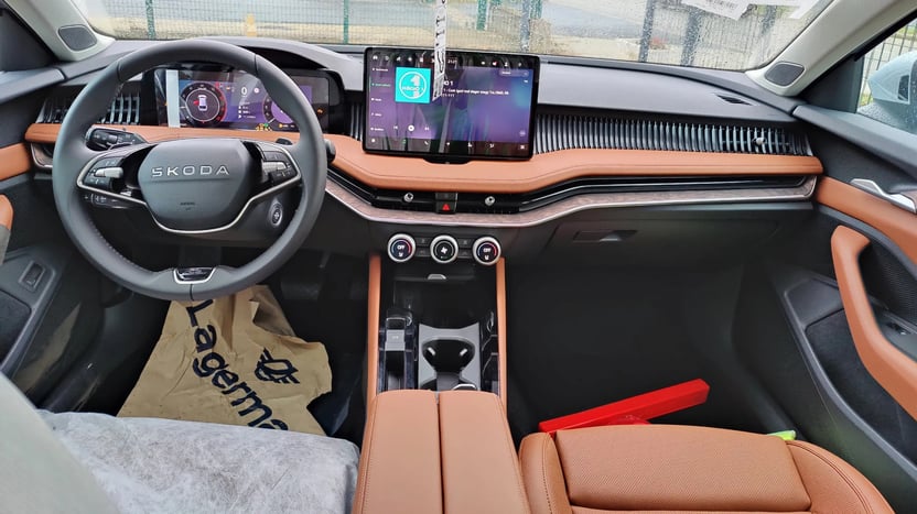 Superb Combi L&amp;K 2.0 TDI DSG SCR képe