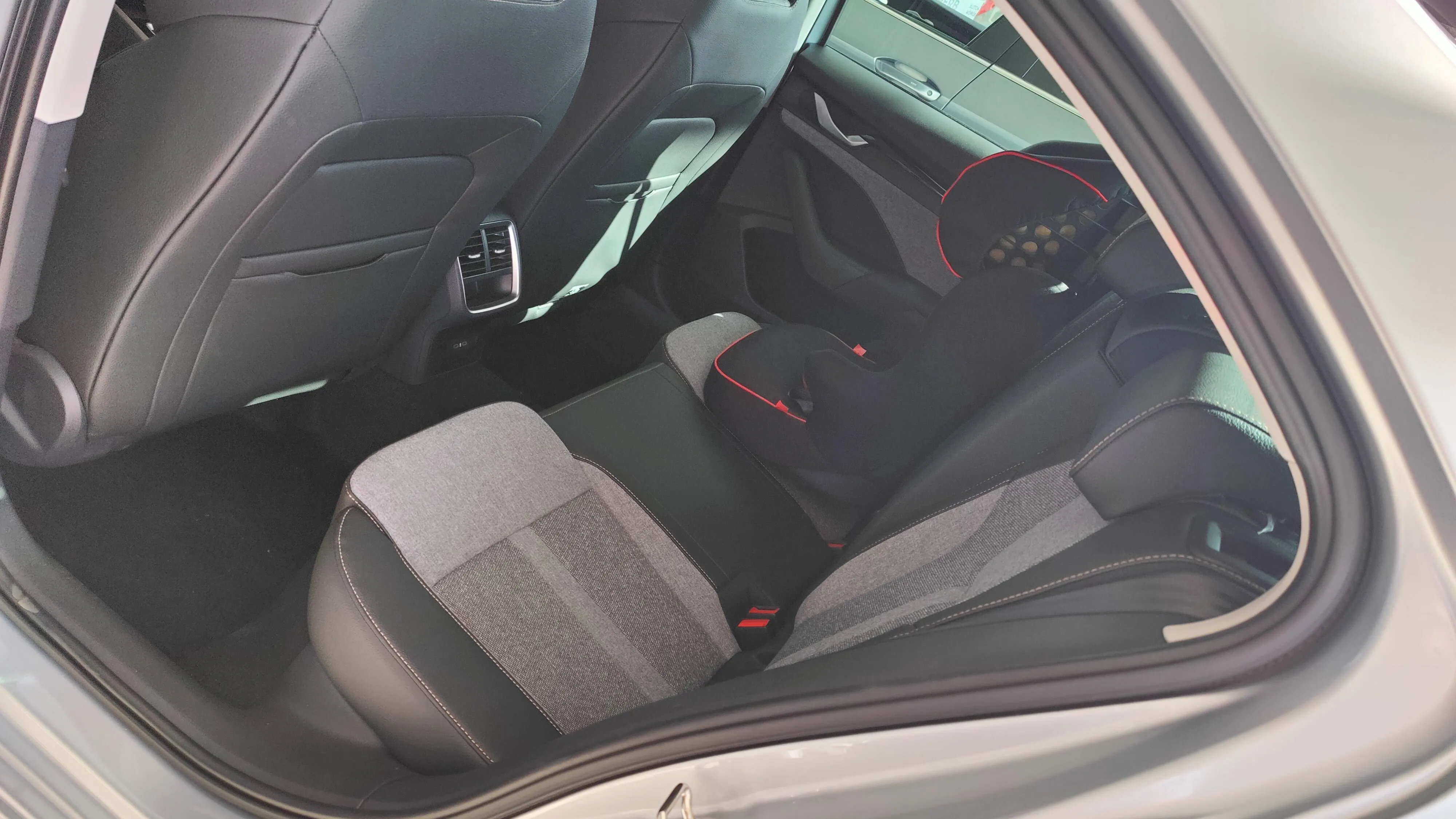 Octavia Joy 2.0 TDI DSG SCR képe