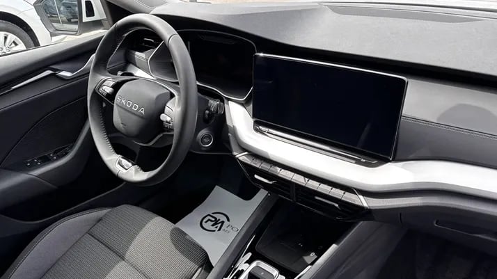 Octavia Combi Sel. 1.5 Tsi DSG mHEV ACT képe