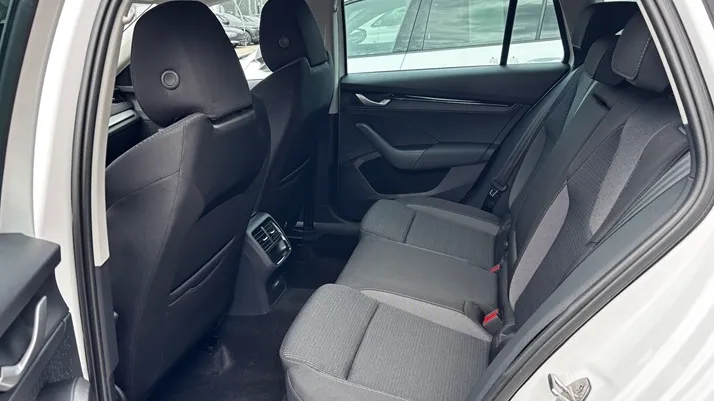 Octavia Combi Sel. 1.5 Tsi DSG mHEV ACT képe