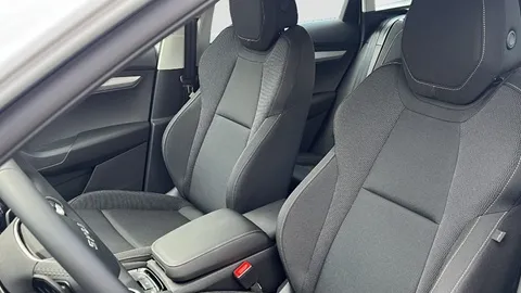 Karoq Joy 1.5 TSI DSG ACT képe