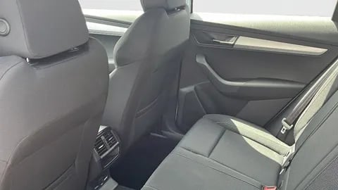 Karoq Joy 1.5 TSI DSG ACT képe