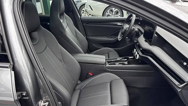 Superb Combi SportLine 1.5 TSI DSG PHEV képe
