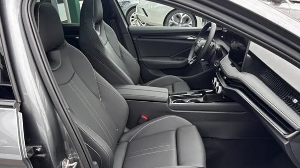 Superb Combi SportLine 1.5 TSI DSG PHEV képe