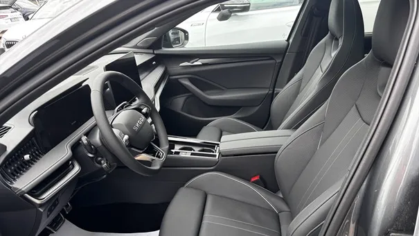 Superb Combi SportLine 1.5 TSI DSG PHEV képe