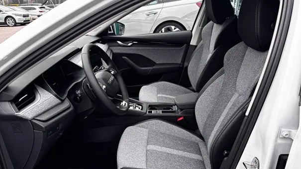 Octavia Combi Sel. 1.5 TSI DSG mHEV ACT képe