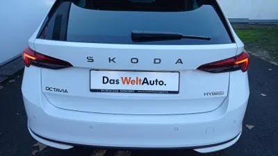 Octavia Combi Sel. 1.5 TSI DSG mHEV ACT képe