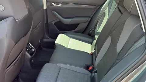 Octavia Combi Selection 2.0 TDI DSG SCR képe