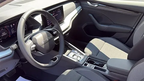 Octavia Combi Selection 2.0 TDI DSG SCR képe