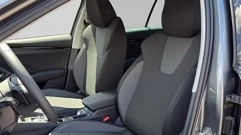 Octavia Combi Selection 2.0 TDI DSG SCR képe