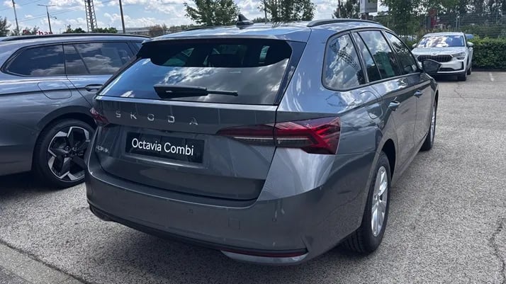 Octavia Combi Selection 2.0 TDI DSG SCR képe