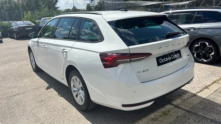 Octavia Combi Sel. 1.5 TSI DSG mHEV ACT képe