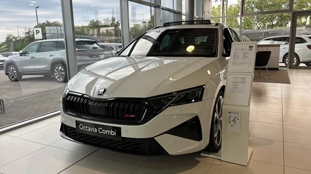 Octavia Combi RS 2.0 TSI DSG képe