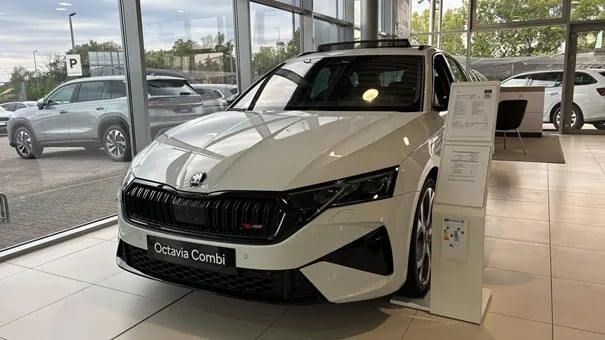 Octavia Combi RS 2.0 TSI DSG képe