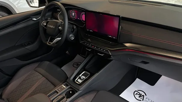 Octavia Combi RS 2.0 TSI DSG képe