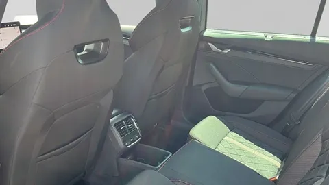 Octavia Combi RS 2.0 TSI DSG képe
