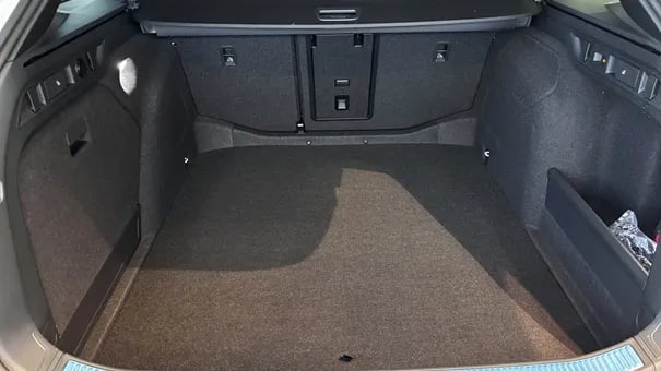 Superb Combi SL 2.0 TDI 4x4 DSG SCR képe