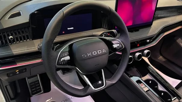 Superb Combi SL 2.0 TDI 4x4 DSG SCR képe
