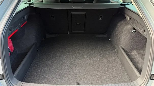 Octavia Combi Selection 2.0 TDI DSG SCR képe