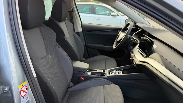 Octavia Combi Selection 2.0 TDI DSG SCR képe