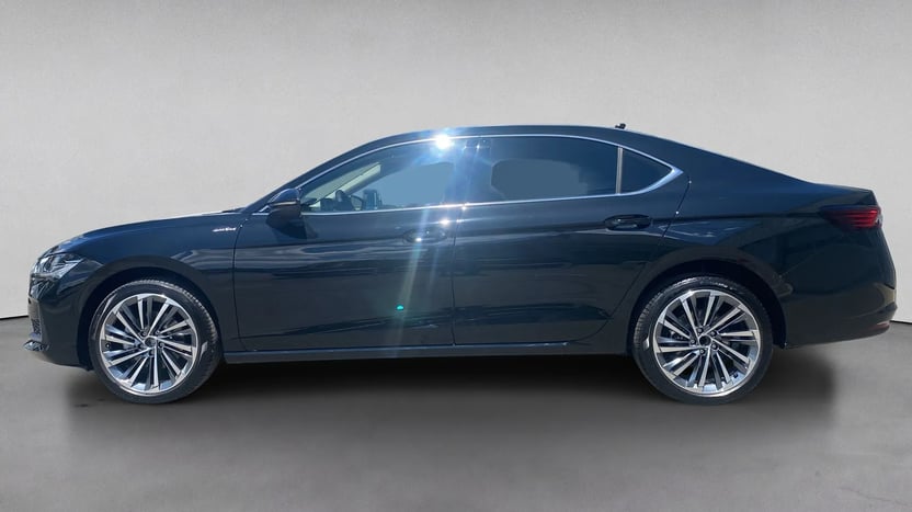 Superb L&amp;K 2.0 TDI DSG SCR képe