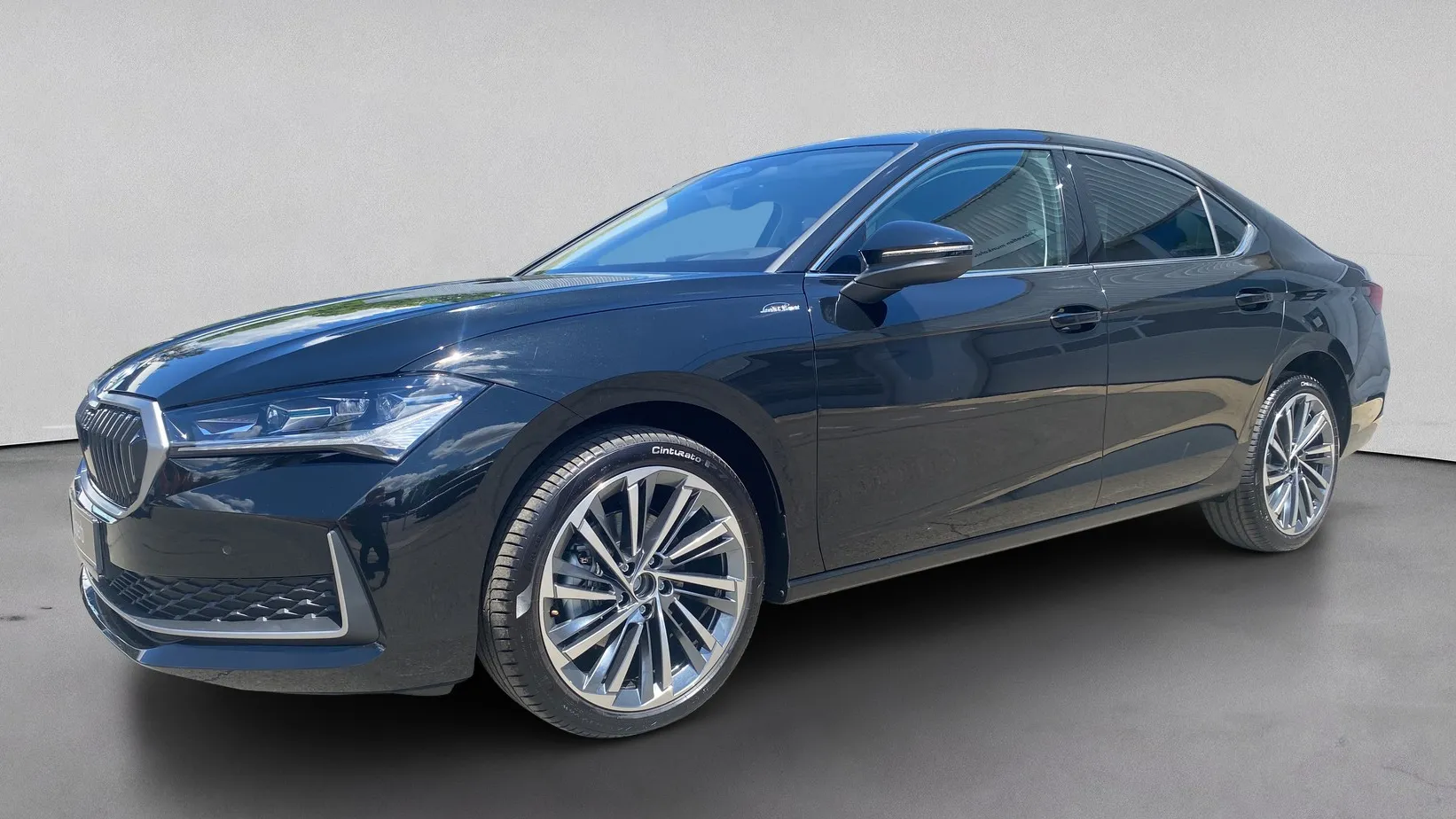 Superb L&amp;K 2.0 TDI DSG SCR képe