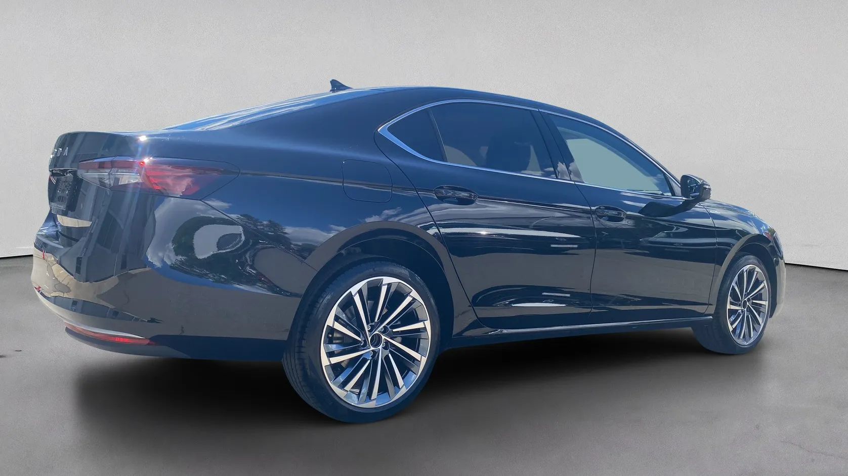 Superb L&amp;K 2.0 TDI DSG SCR képe