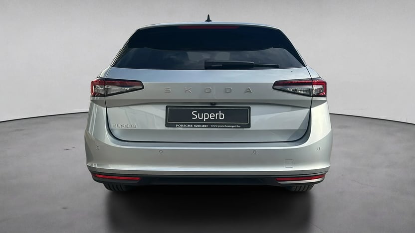Superb Combi Selection 2.0 TDI DSG SCR képe