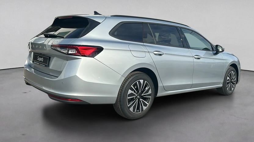 Superb Combi Selection 2.0 TDI DSG SCR képe