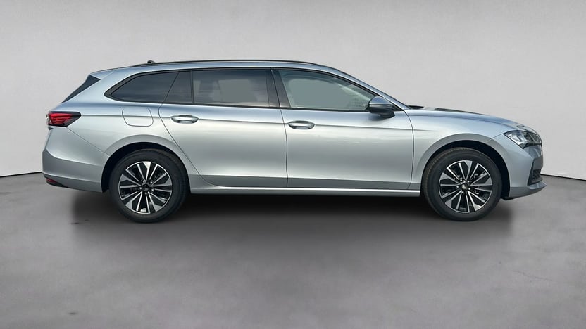 Superb Combi Selection 2.0 TDI DSG SCR képe