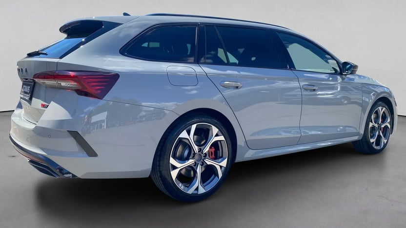 Octavia Combi RS 2.0 TSI DSG képe