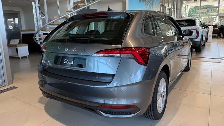 Scala Joy 1.0 TSI DSG képe