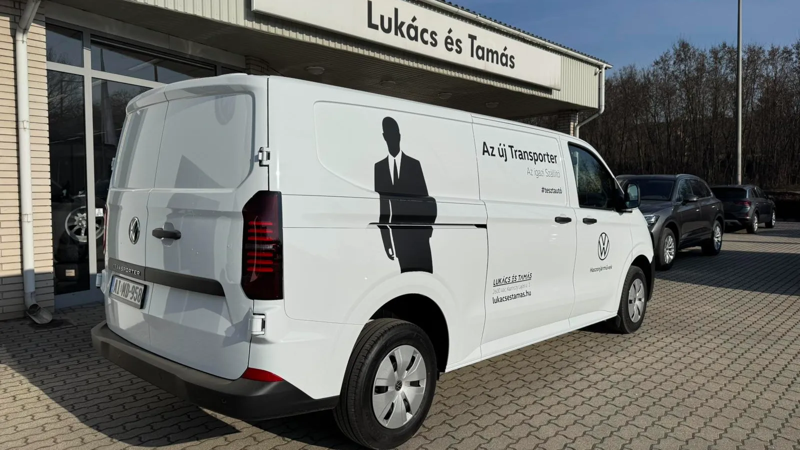 új Transporter Dobozos HT 2.0 TDI képe