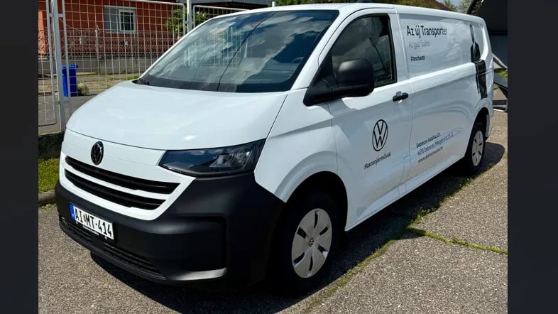 új Transporter Dobozos HT 2.0 TDI képe