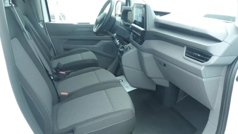 új Transporter Dobozos RT 2.0 TDI képe