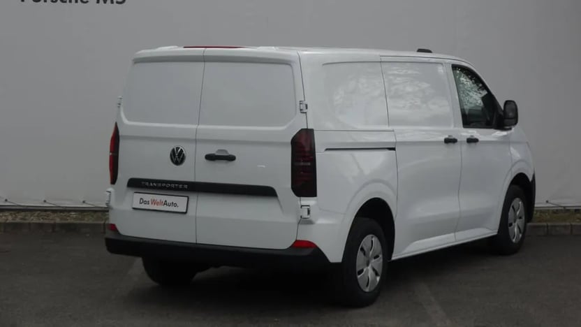 új Transporter Dobozos RT 2.0 TDI képe