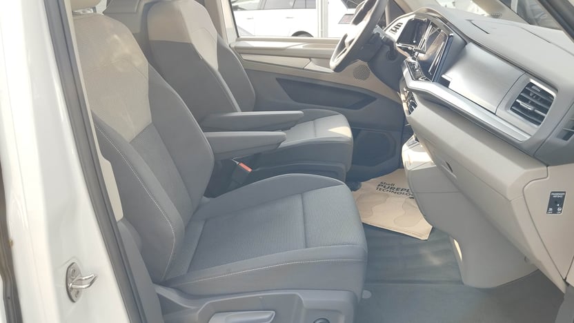 Multivan Life RT TDI képe