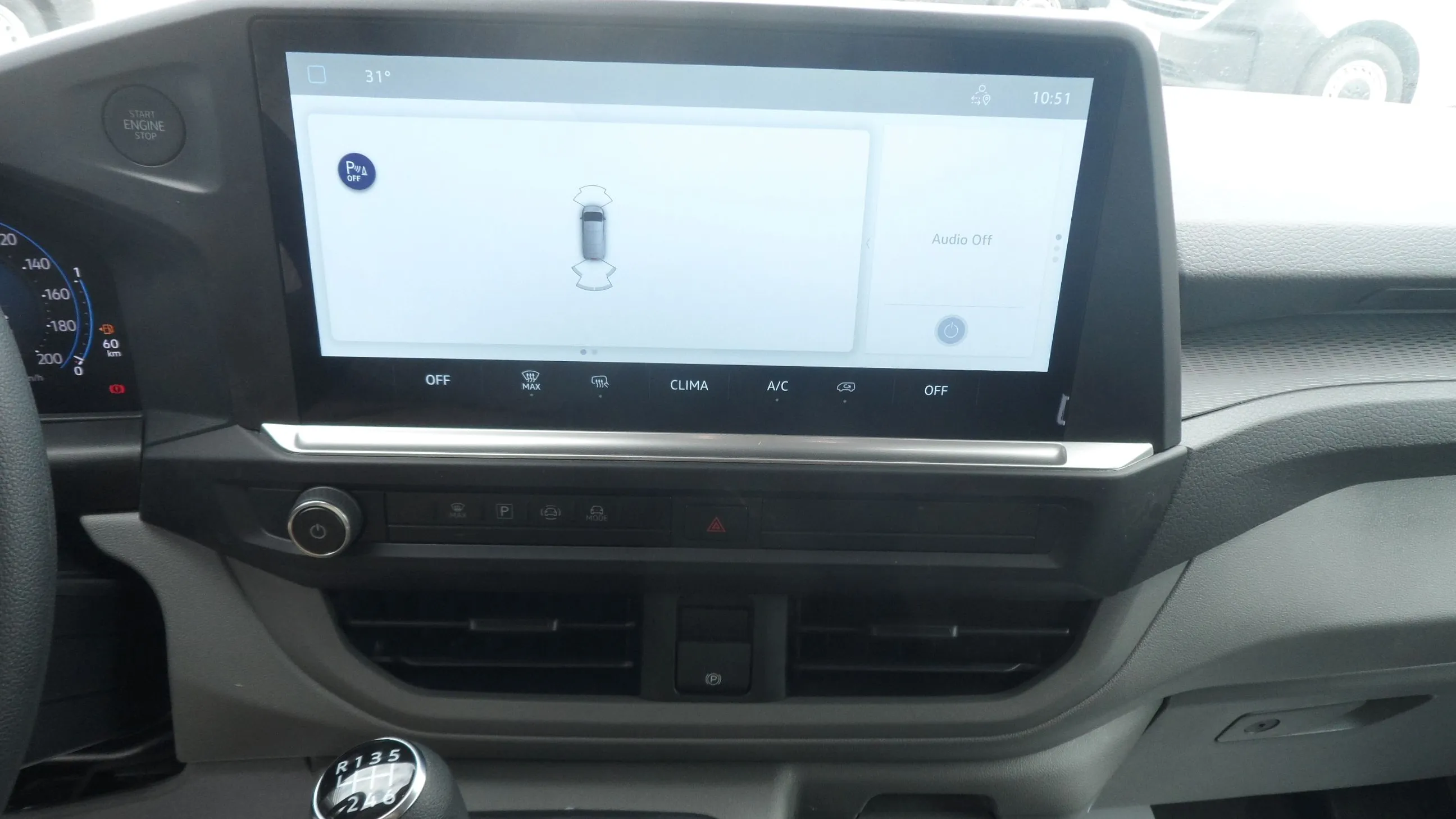 új Transporter Dobozos RT 2.0 TDI képe