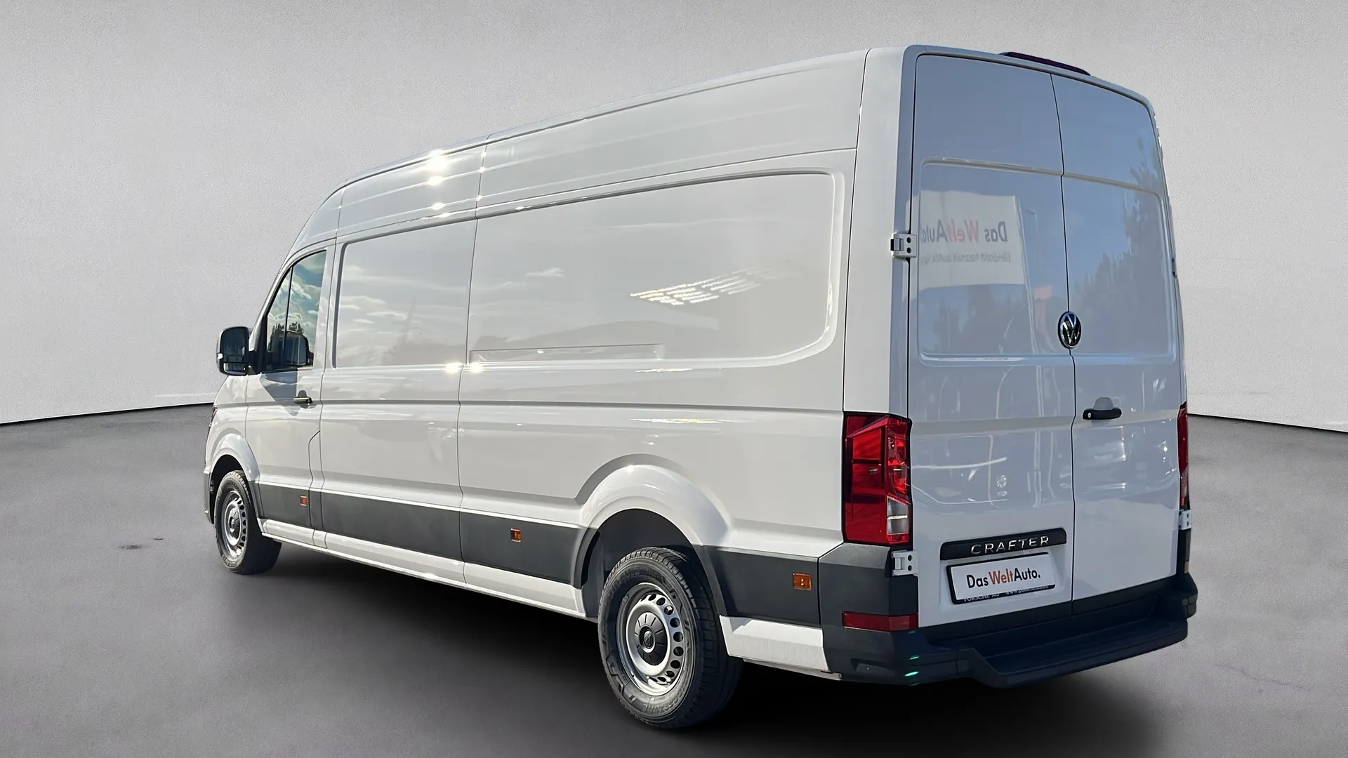 Crafter 35 dobozos HT 2.0TDI(L4H3) képe