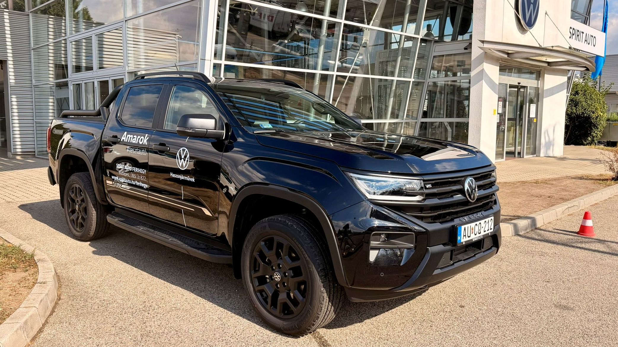 Amarok V6 Dark Label aut. 3.0 TDI 4Mot. képe