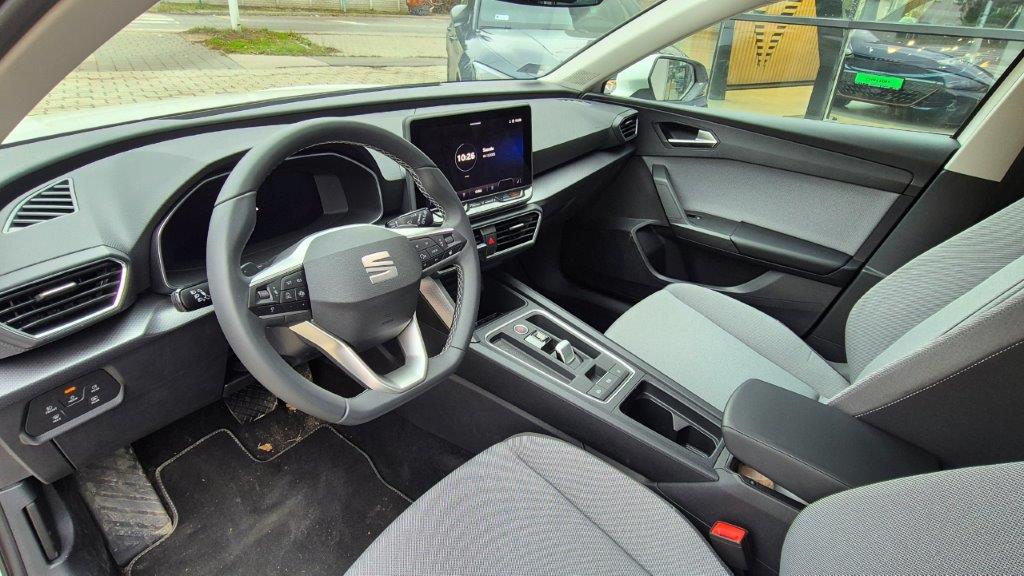 Leon Kombi 1.5 TSI DSG Style mHEV képe