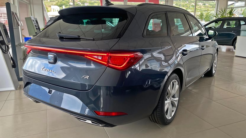 Leon Kombi 1.5 TSI DSG FR mHEV képe