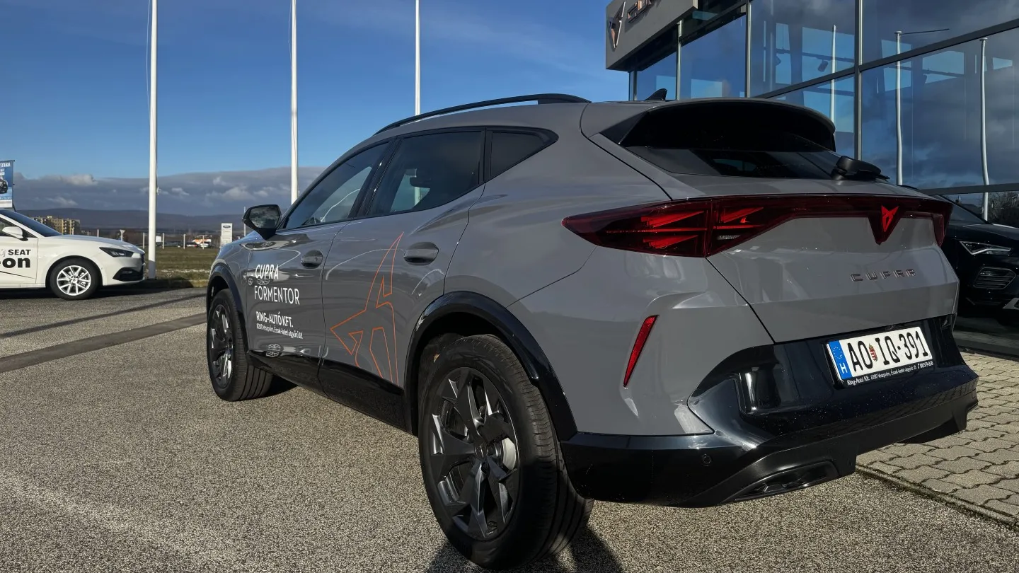 CUPRA Formentor 1.5 TSI DSG mHEV képe