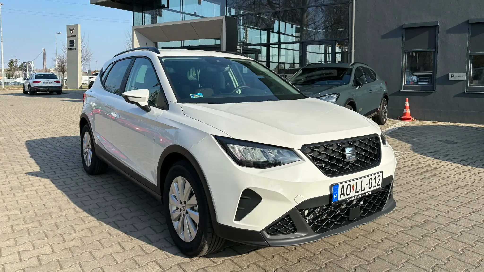 Arona 1.0 TSI DSG Style képe